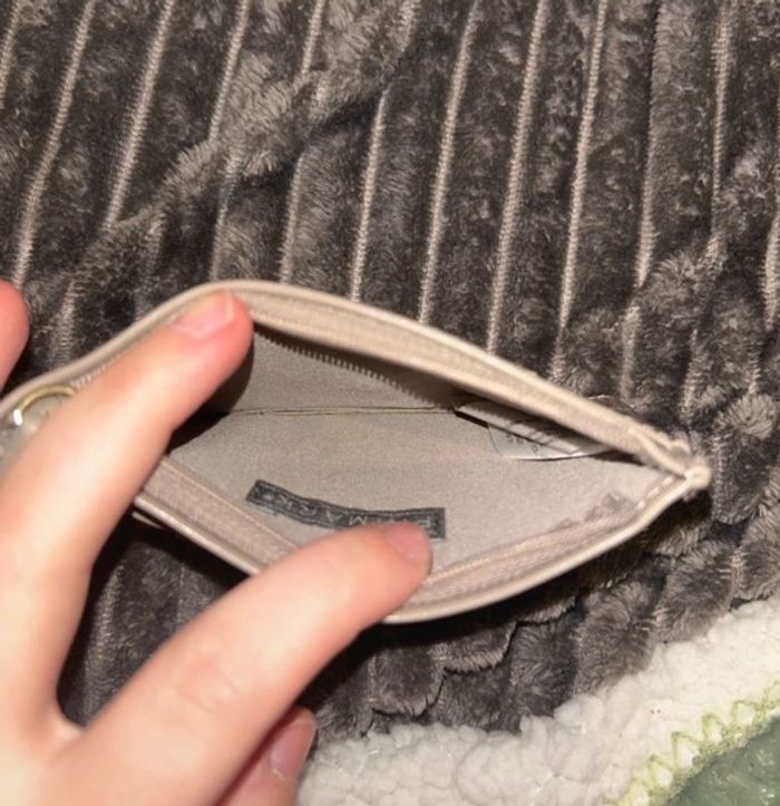 Portefeuille / porte-cartes Primark – Neuf sans étiquette - photo numéro 3