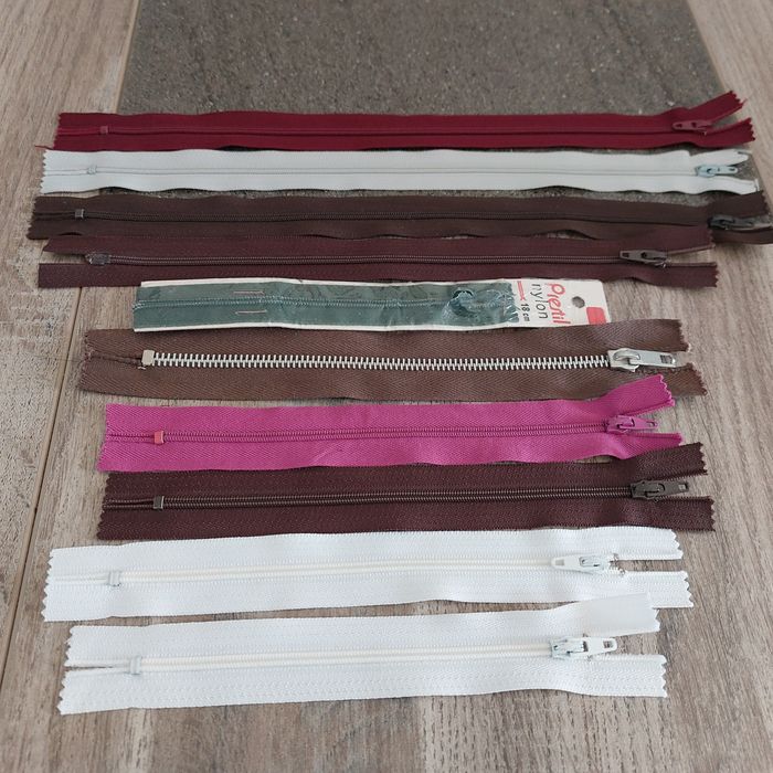 Fermetures éclairs lot 10 unités très bon état