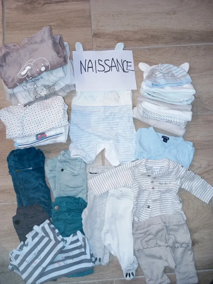 Lot 31 vêtements bébé garçon 0 mois naissance