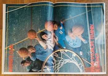 Ancien magazine Tintin N°72 l'hebdotimiste 1974 avec poster géant basket clermont féminines vintage