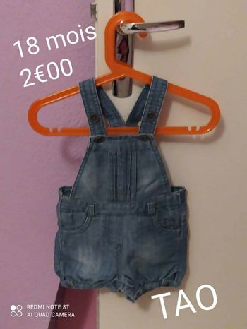 Salopette short Taille 18 mois