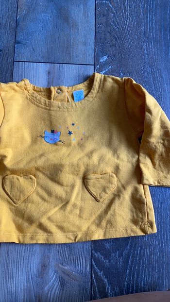 Pull manches longues jaune chat poches coeur