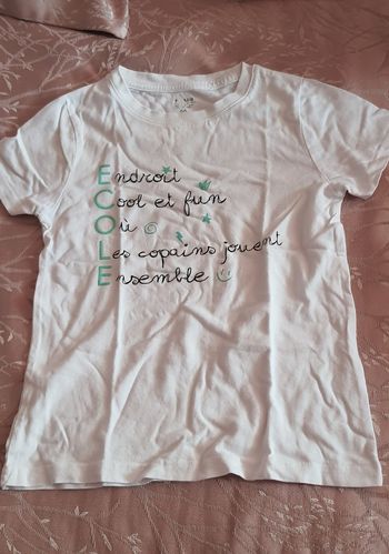 Tee shirt kiabi 6 ans