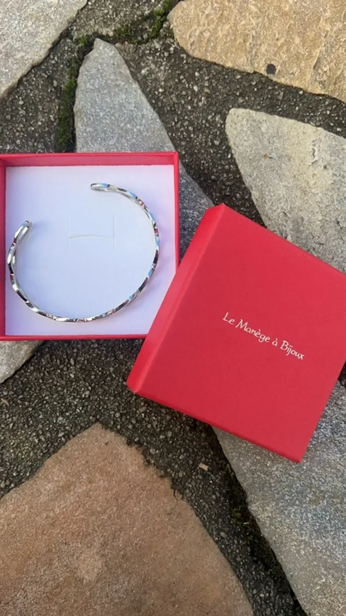 Bracelet jonc acier Neuf - photo numéro 4