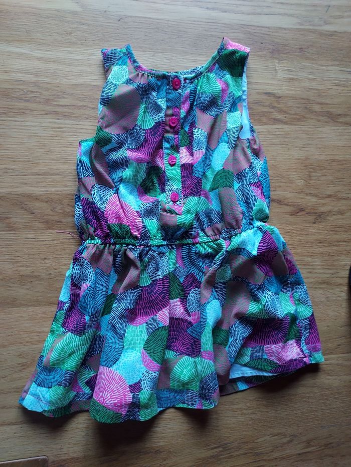 Très jolie robe multicolore - photo numéro 3