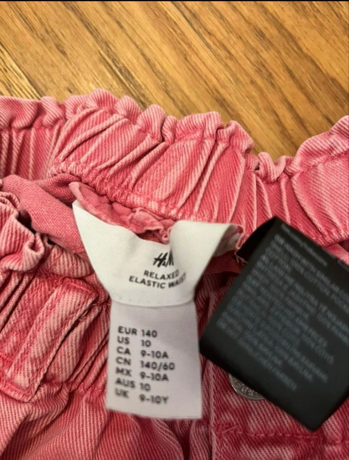 Jeans cargo H&M 10 ans . Très bon état - photo numéro 3