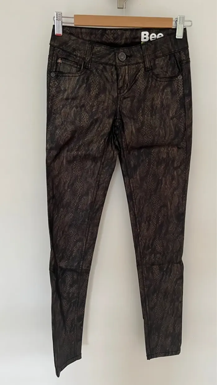 Jean effet huilé Python marron et noir