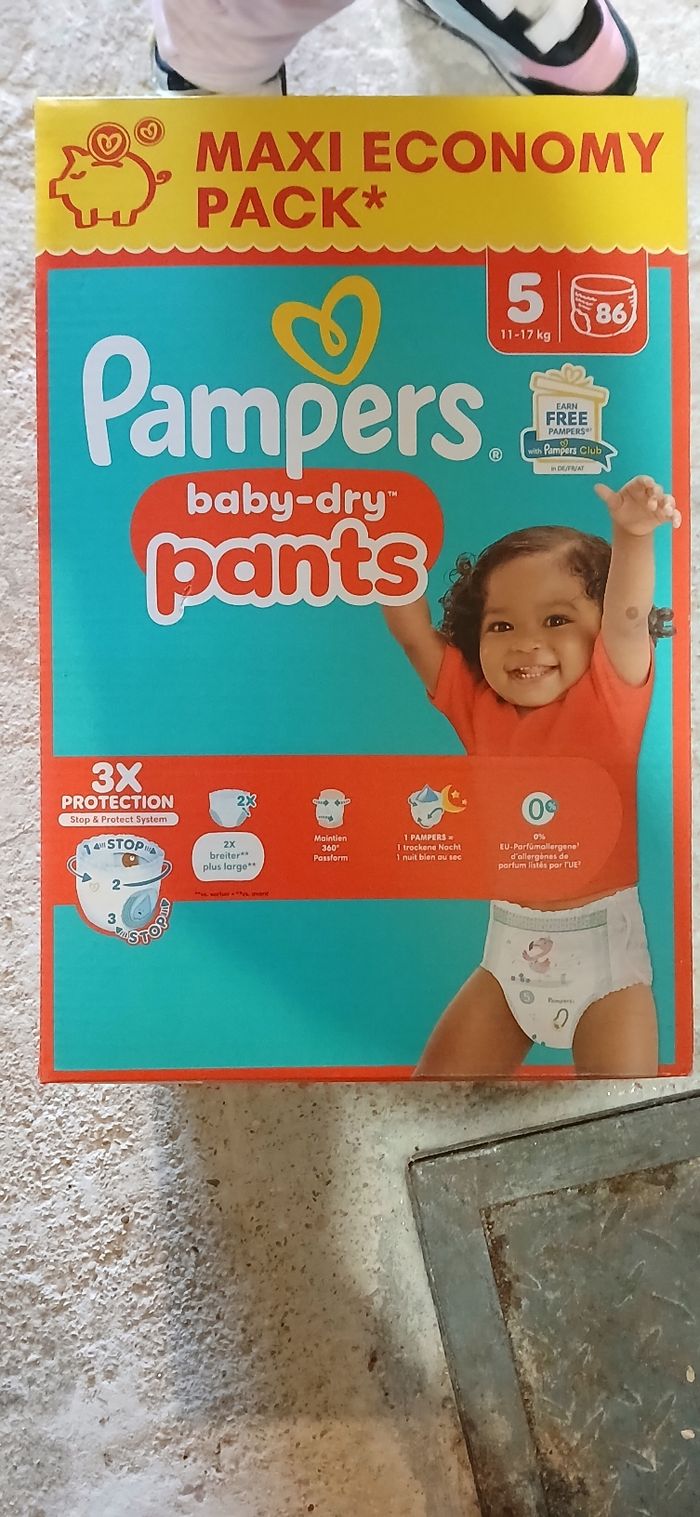 Couches pampers - photo numéro 2