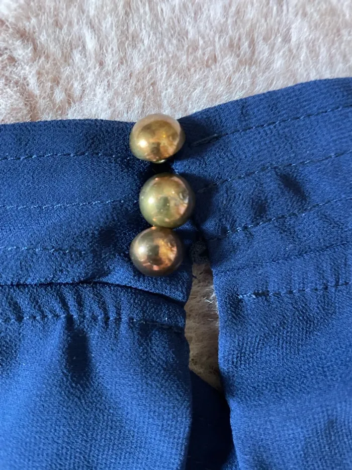 Haut femme élégant sans manche - photo numéro 4