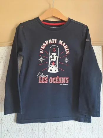 T-shirt garçon 6 ans terre de marins comme neuf