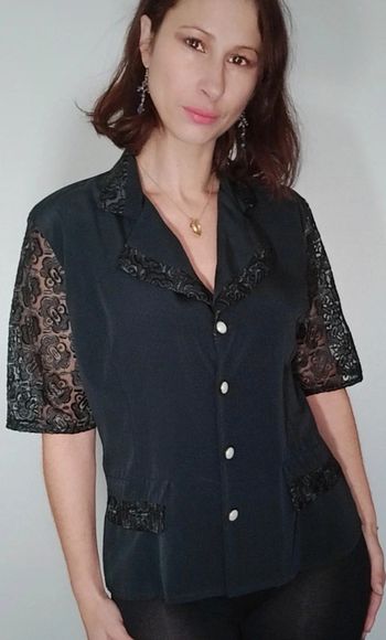 Veste chic manches crochet