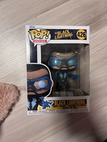 Funko pop black lightning dc comics 426
