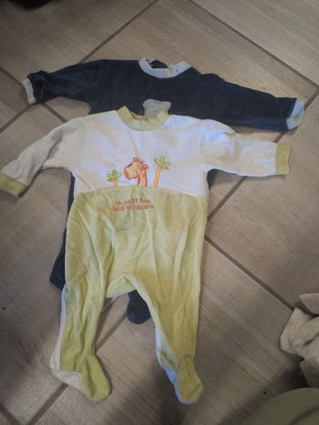 2 pyjamas 6 mois