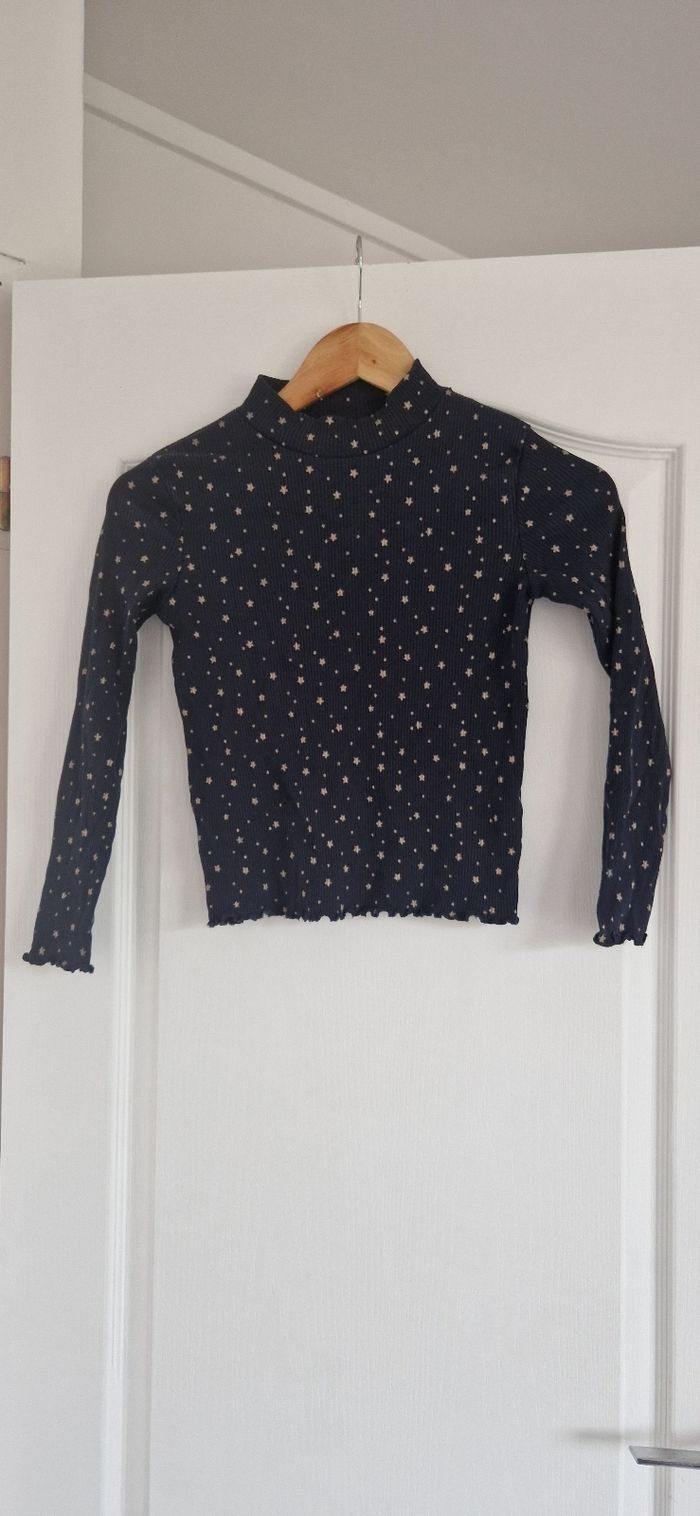 Sous pull a motif kiabi 10 ans