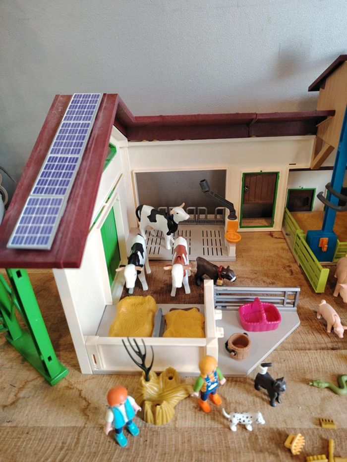 Lot playmobil grande ferme silo country + grange + remorque + tapis - photo numéro 4