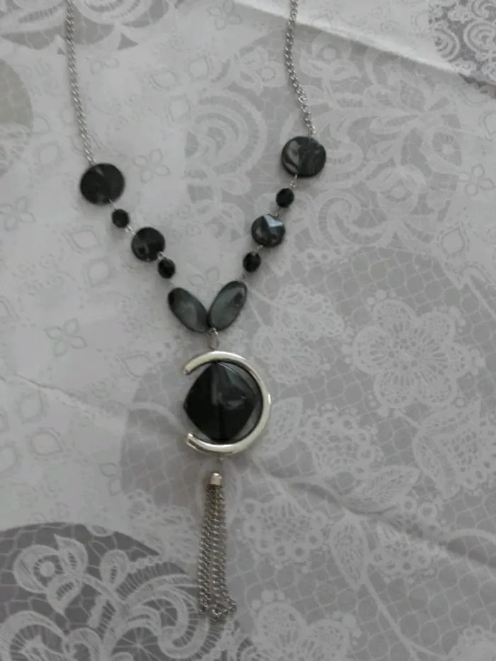 Collier - photo numéro 2