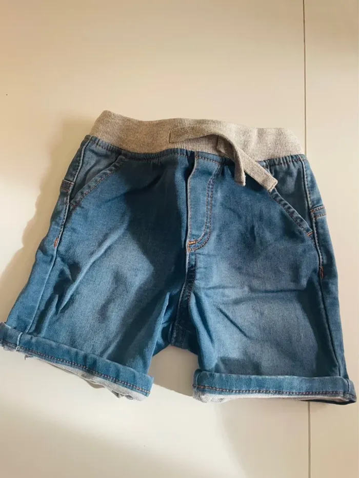 Short jean