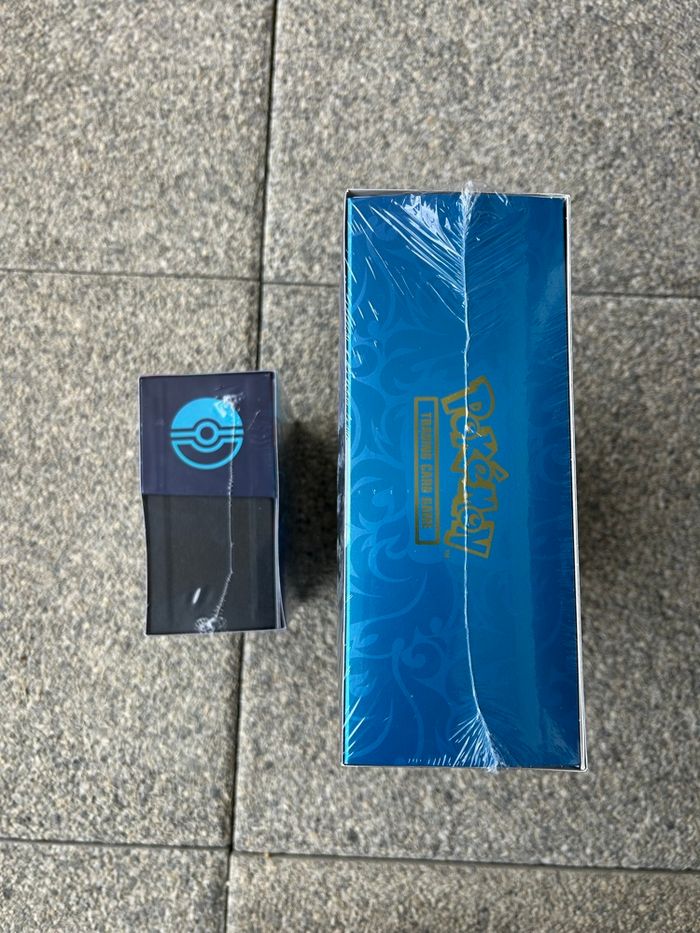 Lot upc dracaufeu + etb flammes fantasmagoriques - photo numéro 3