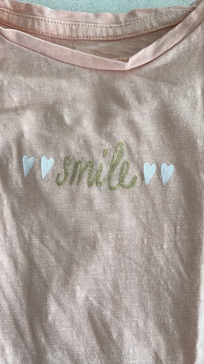 Tee-shirts taille 8ans - photo numéro 2