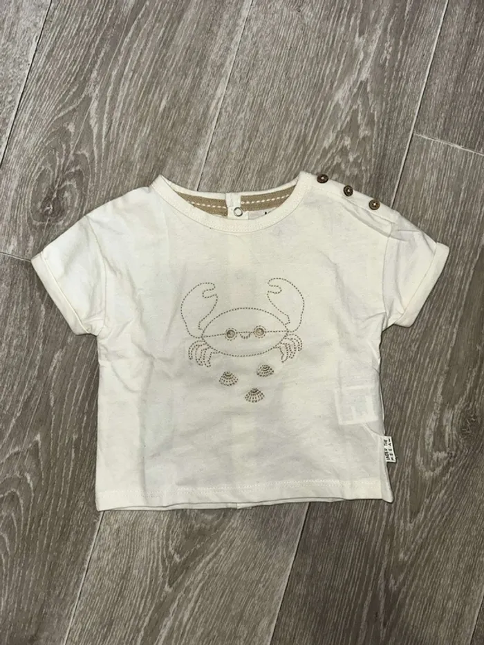 Tee-shirt