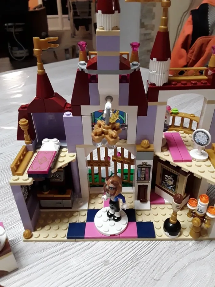 Lego château la Belle et la Bête - photo numéro 5