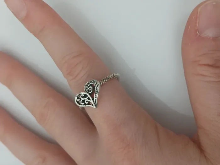 Bague argentée tendance en acier inoxydable - photo numéro 2