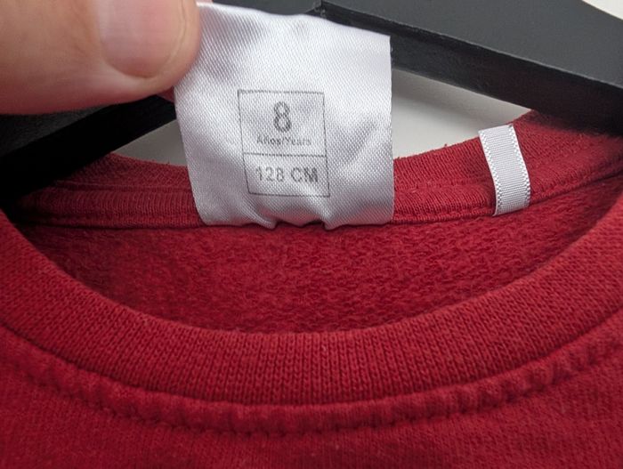 Sweat Disney Mickey Mouse Rouge 8 ans - photo numéro 5