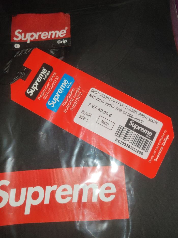 T-shirt supreme pour femme. - photo numéro 4