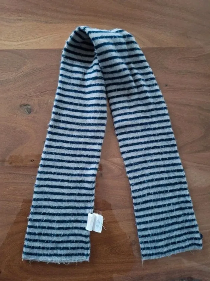 Écharpe grise et bleue marine garçon Okaïdi taille 1
