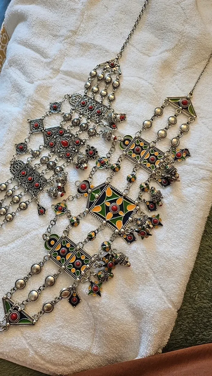 Bijoux frontal