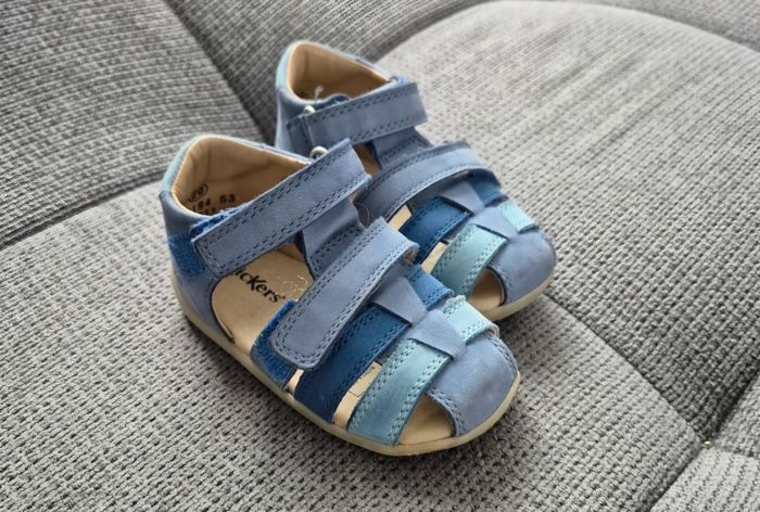 Sandalettes bébé garçon, kickers. Pointure 20. Cuir et Daim. Bleu. Comme neuves ! - photo numéro 2