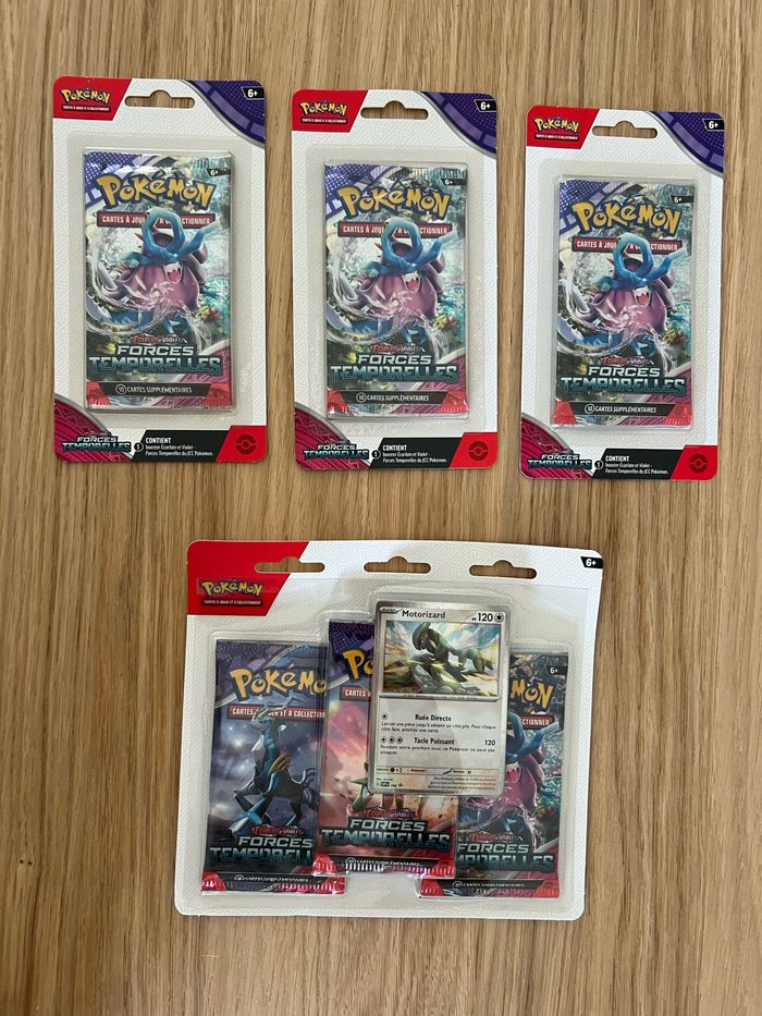 Tri pack Motorizard + 3 boosters Pokémon Forces Temporelles