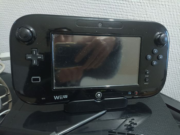 Console Nintendo Wii U - photo numéro 2