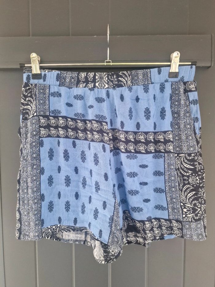 Short court bleu imprimé - photo numéro 2