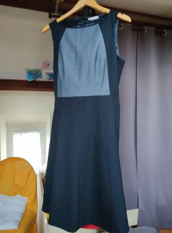 Robe noir et grise