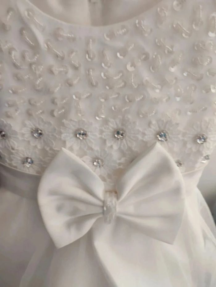 Très jolie robe cérémonie 2 ans - photo numéro 2