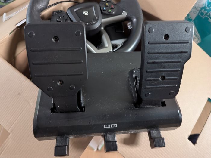 Volant hori overdrive Xbox et pc en carton - photo numéro 3