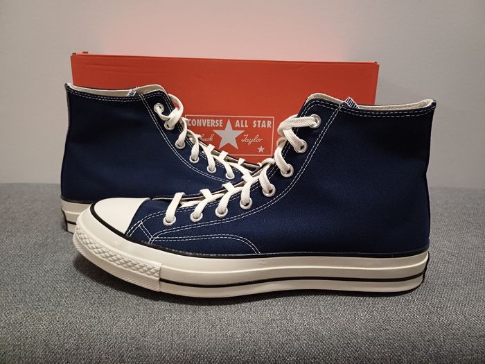 Basket converse neuve toile montante Pointure 45 bleu marine Chuck taylor - photo numéro 2