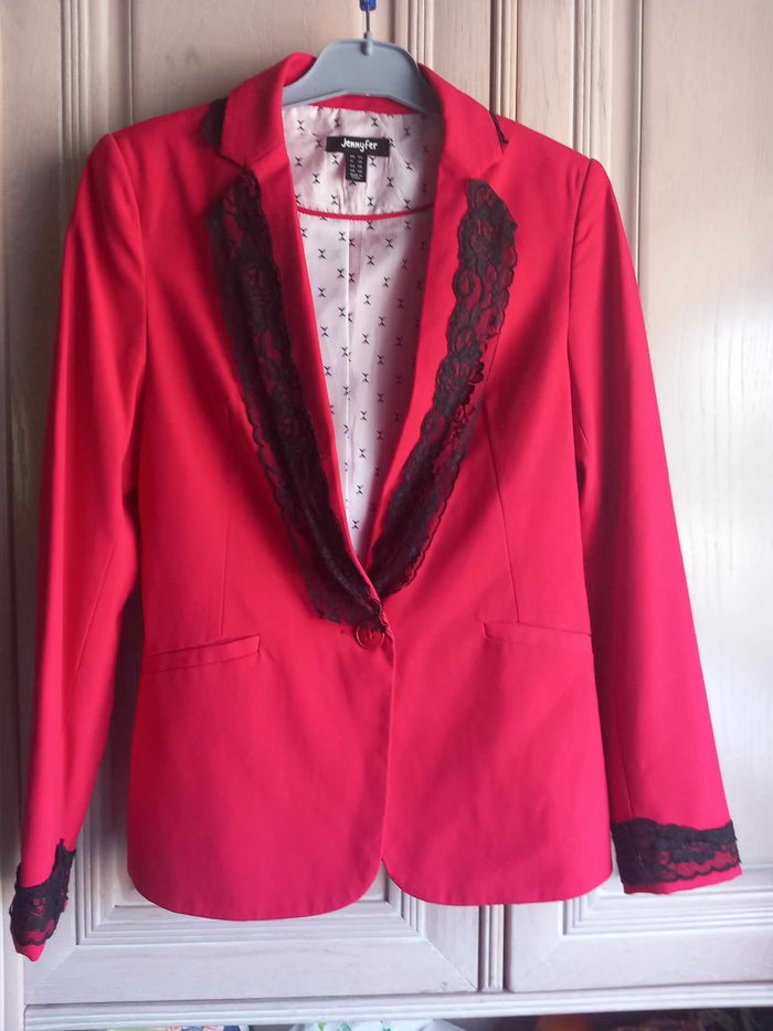 Veste avec dentelles taille XS Jennyfer