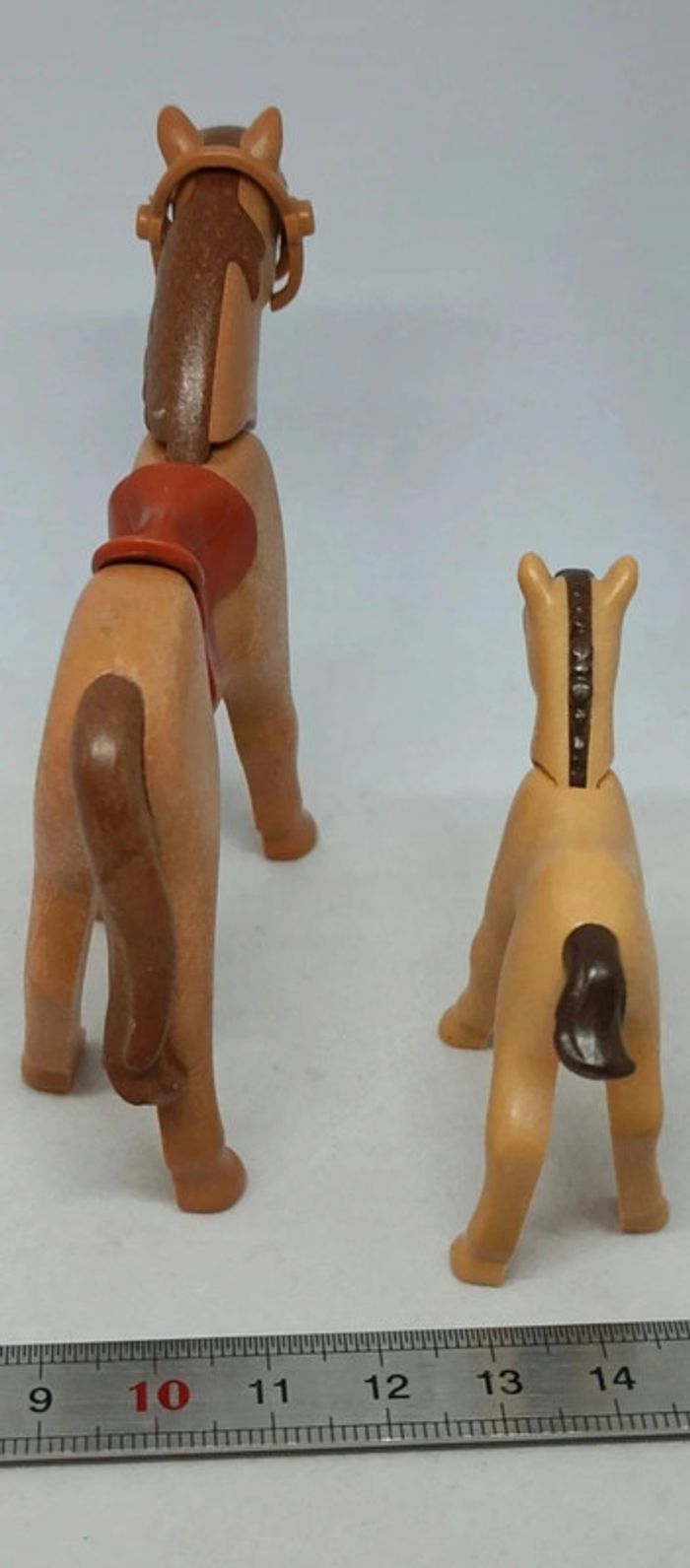 Cheval marron avec selle et poulain playmobil - photo numéro 4