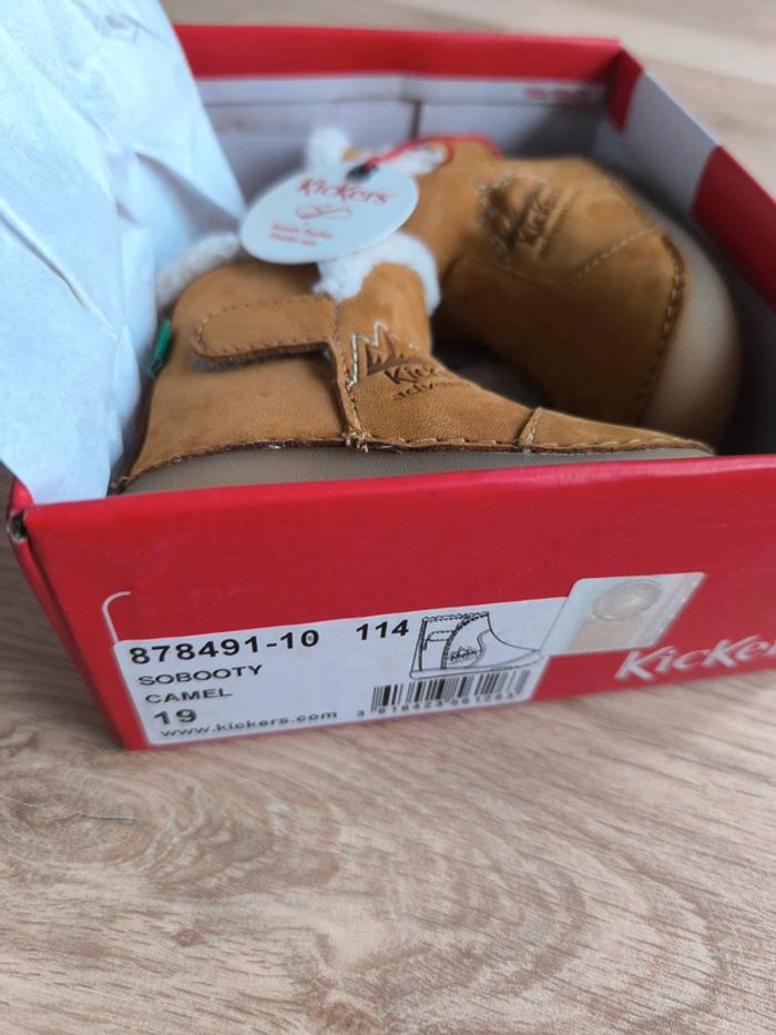 Chaussures/ Bottines Kickers fille ou garçon Sobooty Camel Kickers quasi neuves - Taille 19 - photo numéro 9