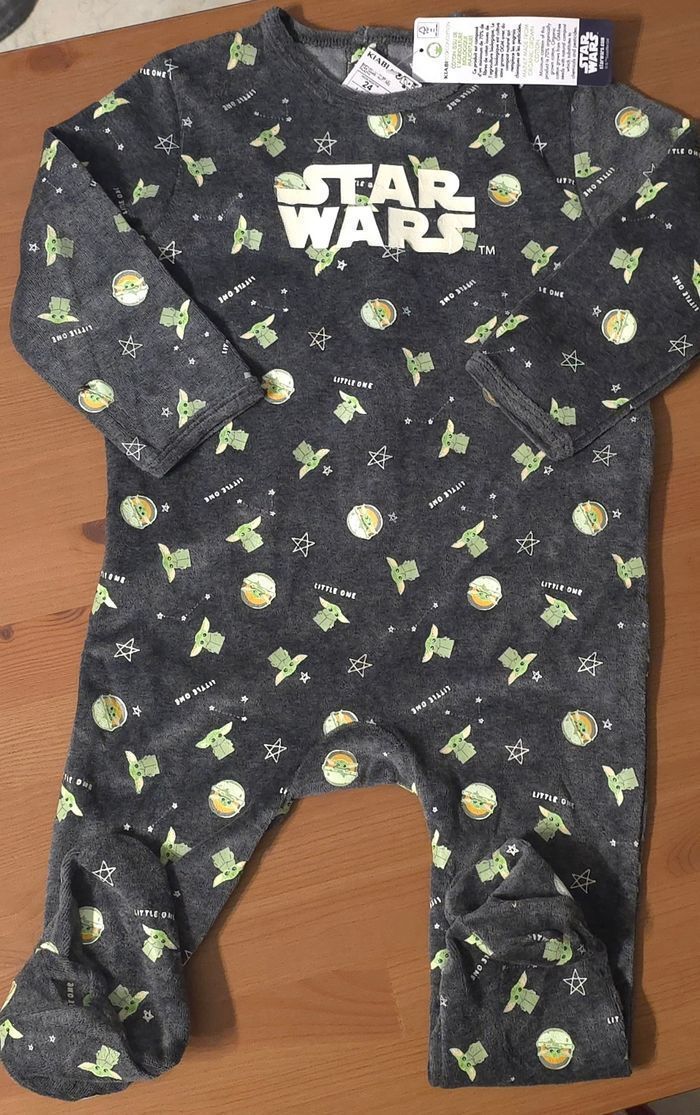 Neuf (non porté) 💙🏷superbe  pyjama  star wars 24mois Garçon 🏷💙 - photo numéro 2