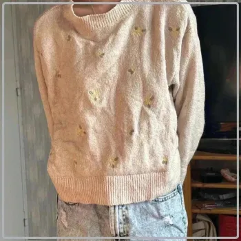 Pull  motif floral  taille  34 marque  mango