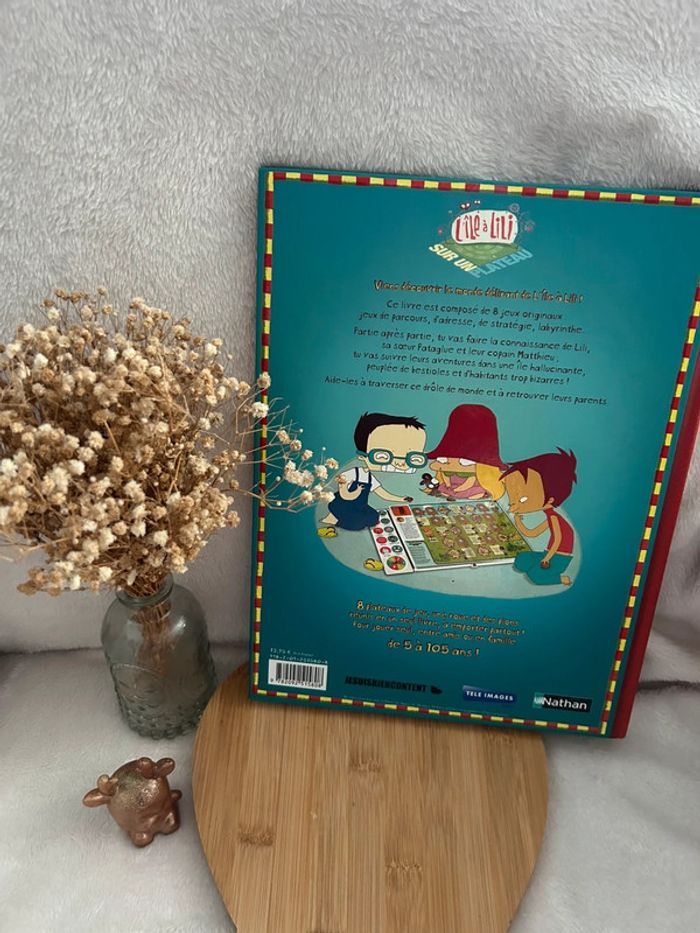 Grand livre de jeux avec plateau: l’île à Lili - photo numéro 2