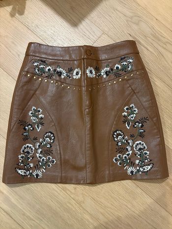 Jupe simili Stradivarius 
