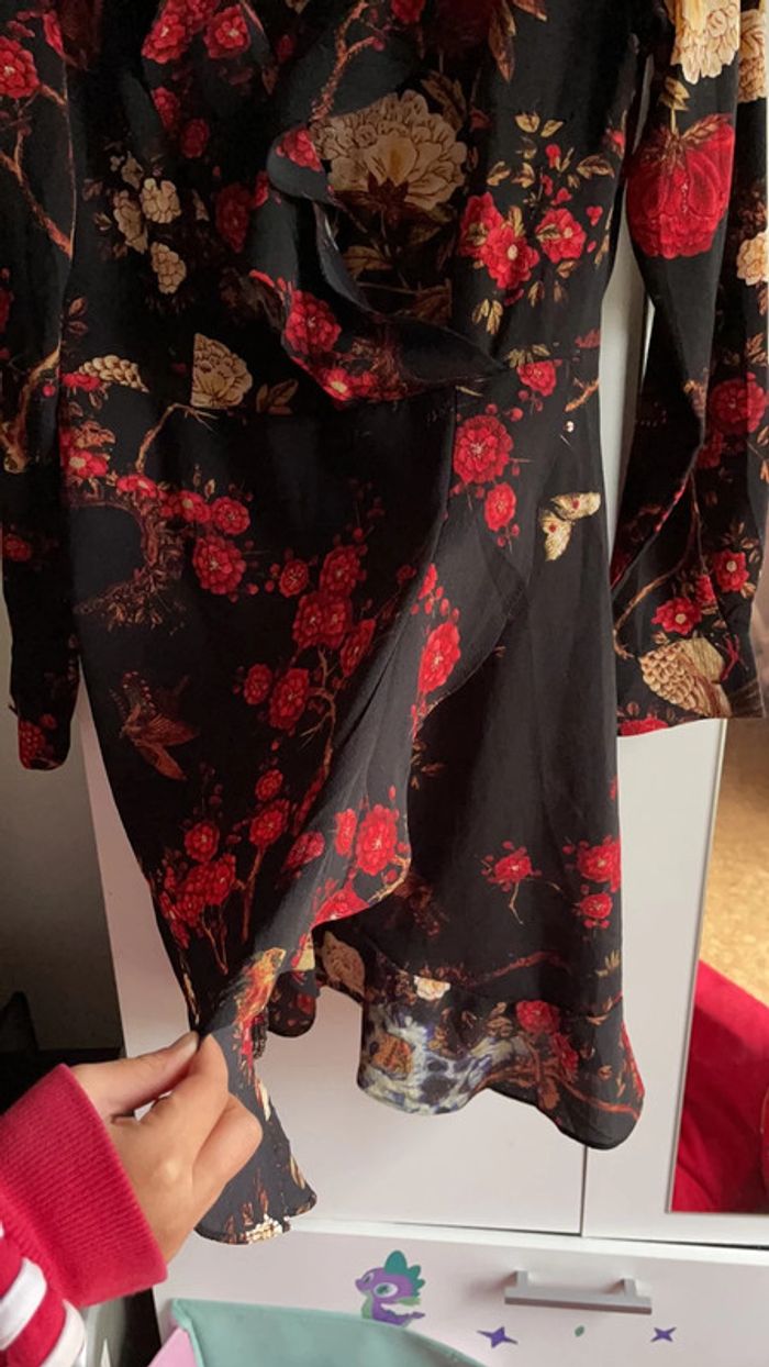 Très jolie robe manches longues taille 38 - photo numéro 2