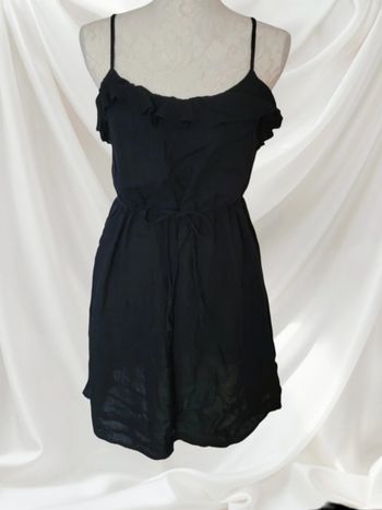 Petite robe noire à bretelles 👗