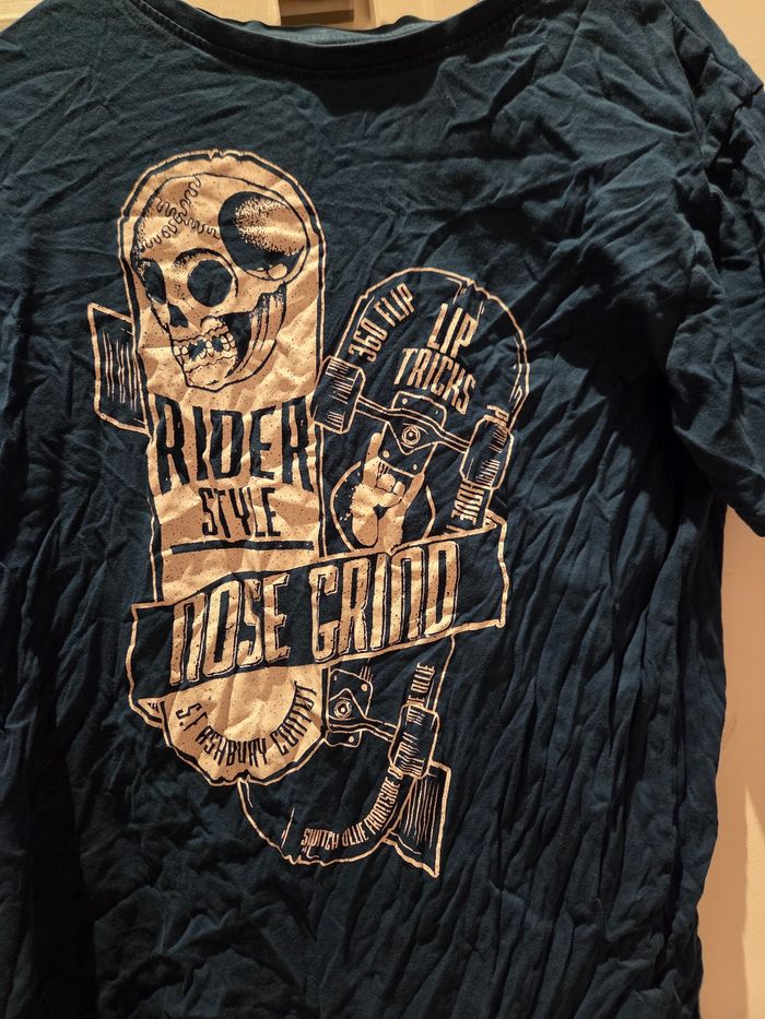 T-shirt manche courte bleu crane avec skate Kiabi - photo numéro 2