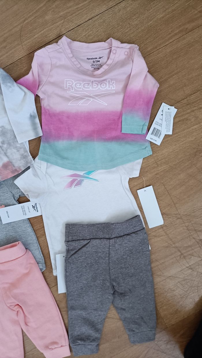 Ensemble legging+ pulls d'hiver bébé fille lot de 6 pièces Reebok neuf - photo numéro 7
