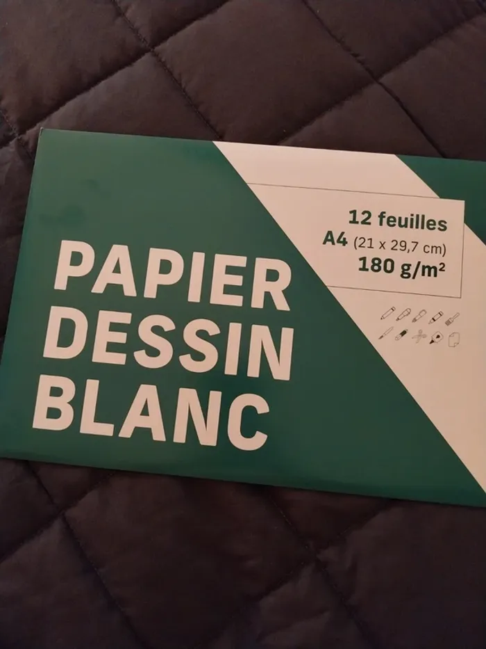 12 feuilles Papier dessin blanc 180g/m2 - photo numéro 3